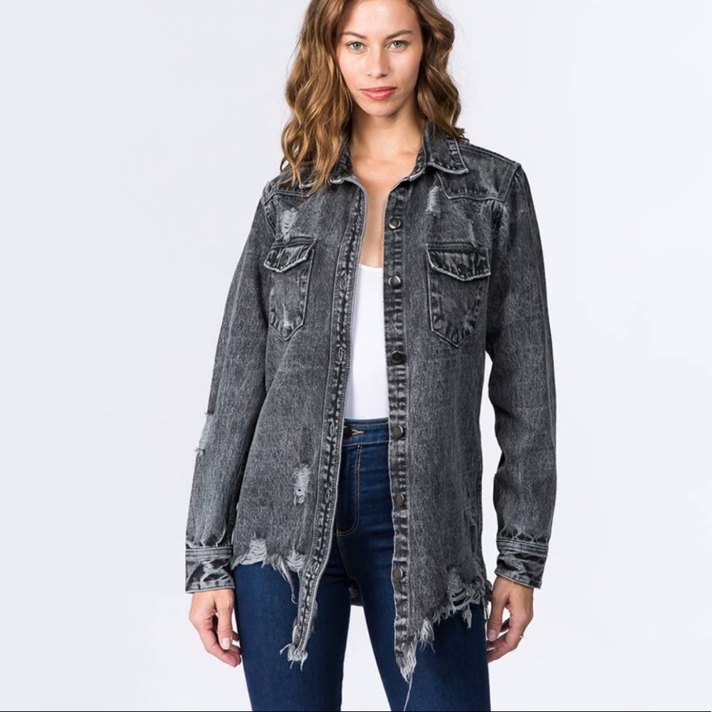 Distressed bulk/grey denim shirt/jacket